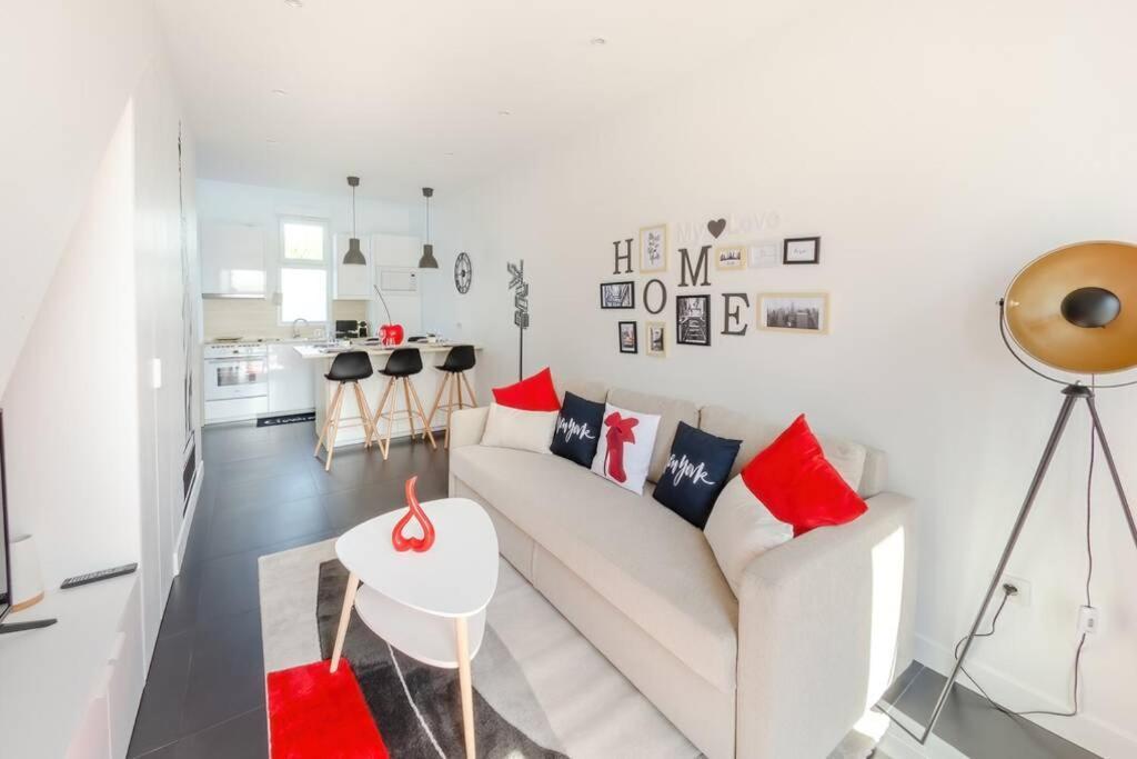 Apartamento New York House Villejust Exterior foto