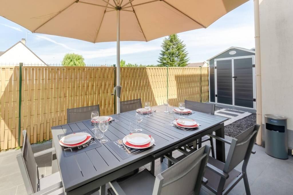 Apartamento New York House Villejust Exterior foto