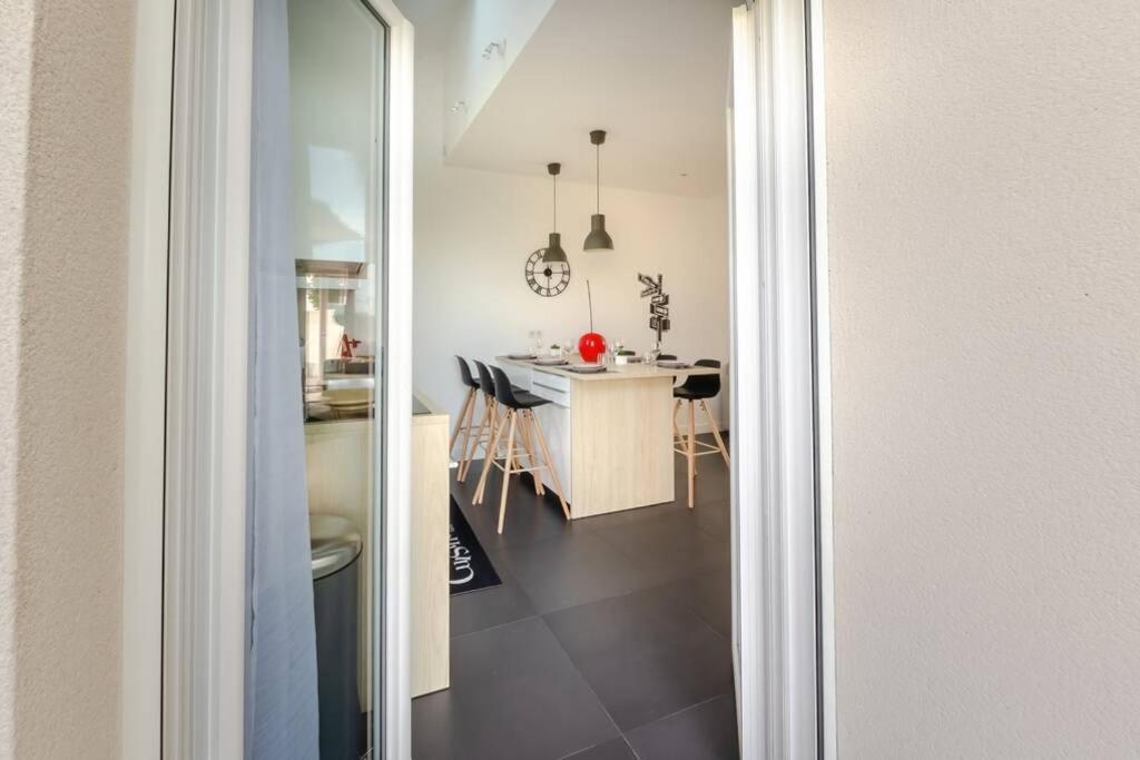 Apartamento New York House Villejust Exterior foto
